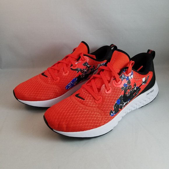 nike legend react floral